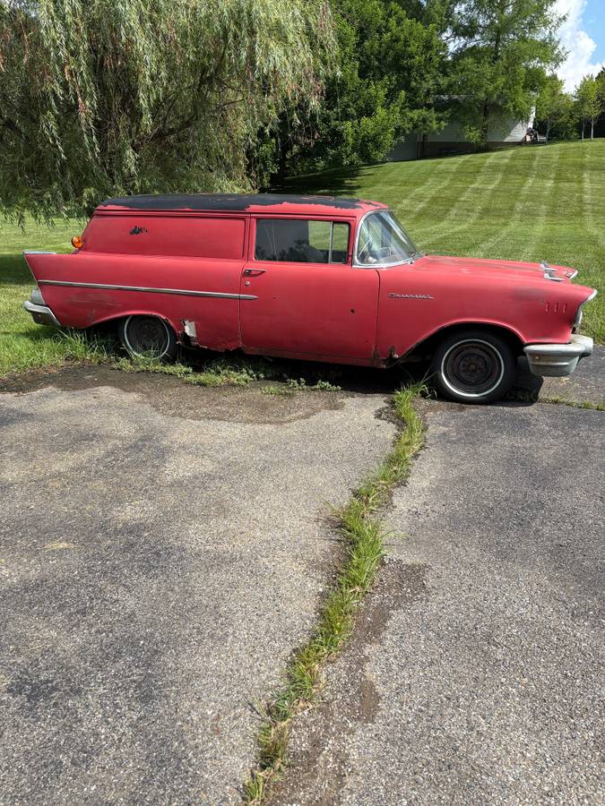 Chevy-sedan-delivery-1958-red