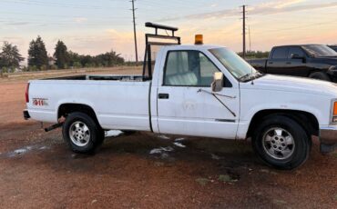 Chevy-sierra-2500-1989-white-2