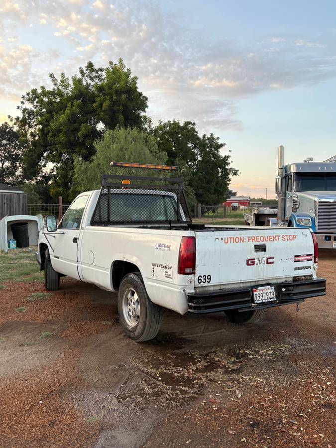 Chevy-sierra-2500-1989-white-4