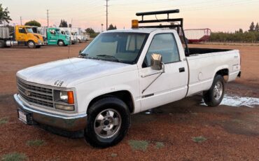 Chevy-sierra-2500-1989-white-8