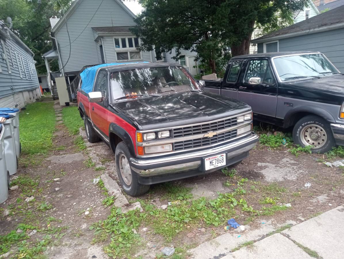 Chevy-silverado-1500-1988-red-1