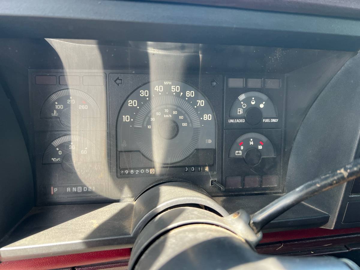 Chevy-silverado-1500-1988-red-8