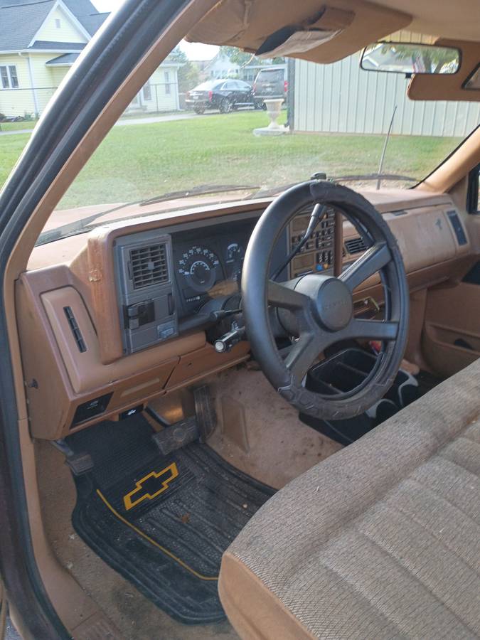 Chevy-silverado-1500-1989-brown-3