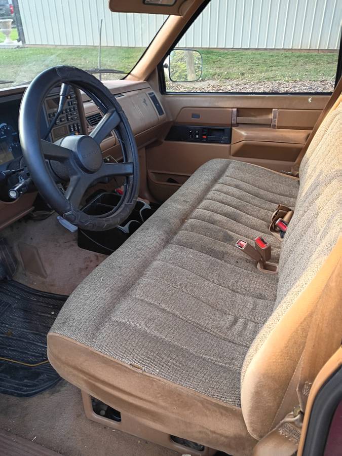 Chevy-silverado-1500-1989-brown-4