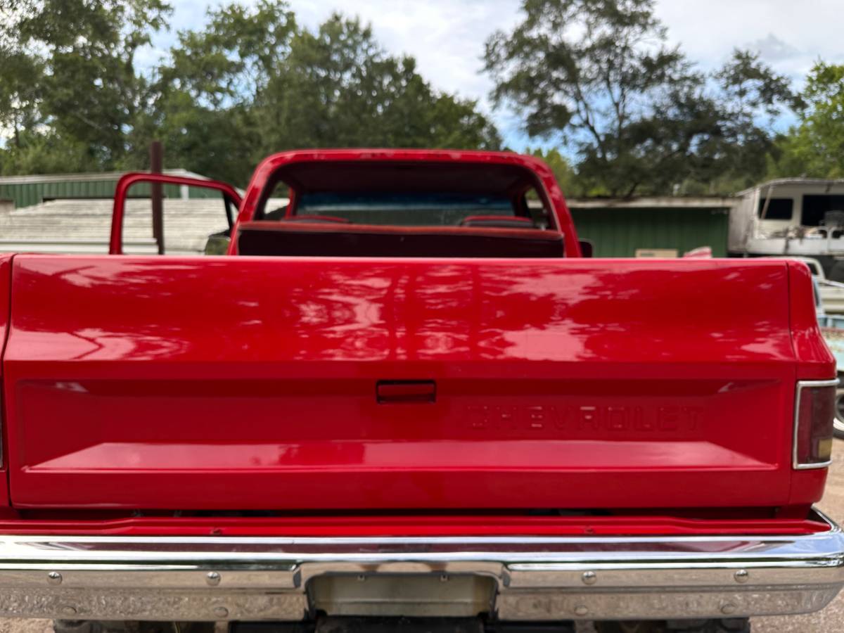 Chevy-silverado-1985-red-5