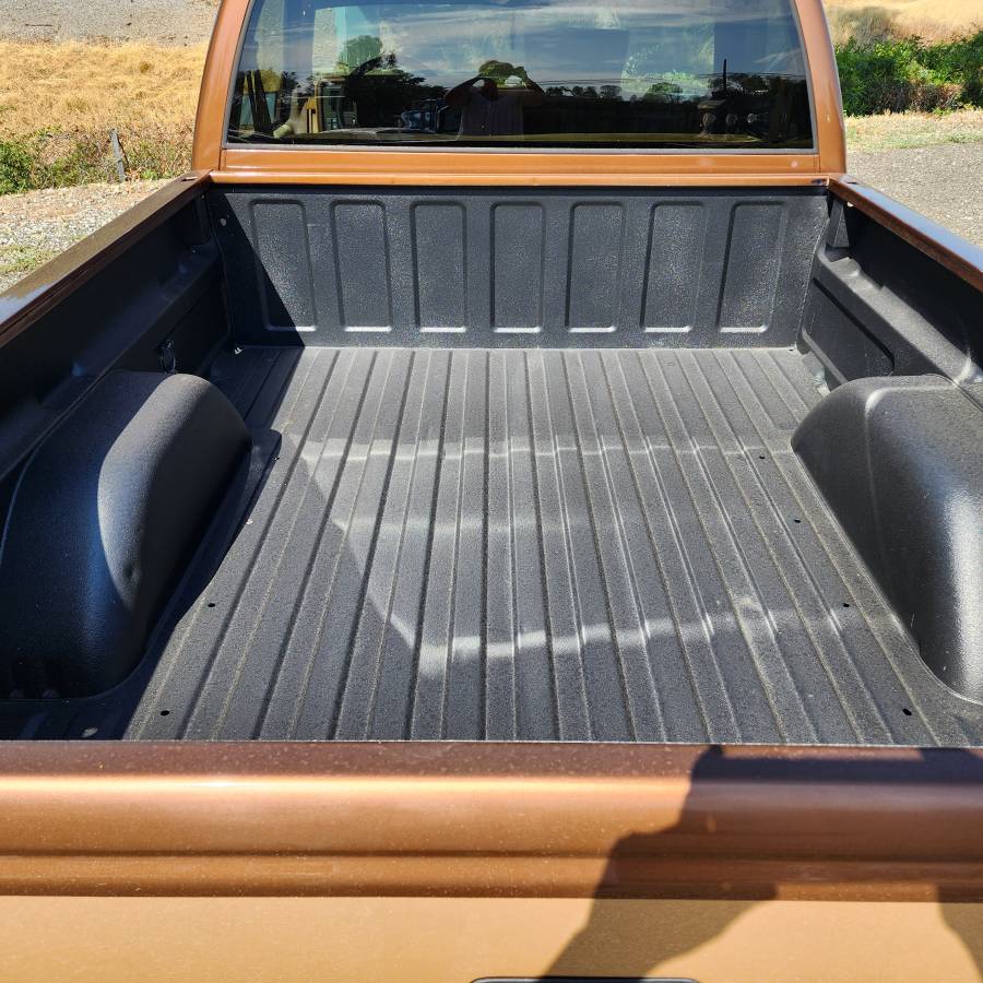 Chevy-silverado-1990-brown-10