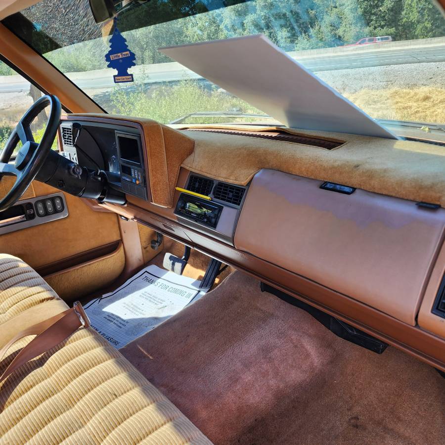 Chevy-silverado-1990-brown-35