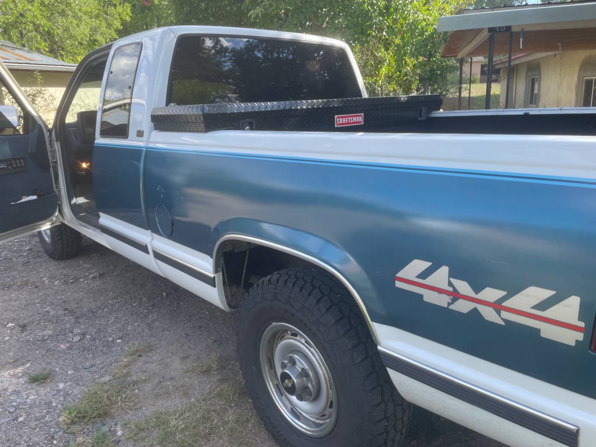 Chevy-silverado-1991-white-1