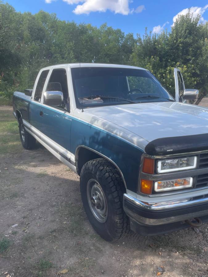Chevy-silverado-1991-white-6