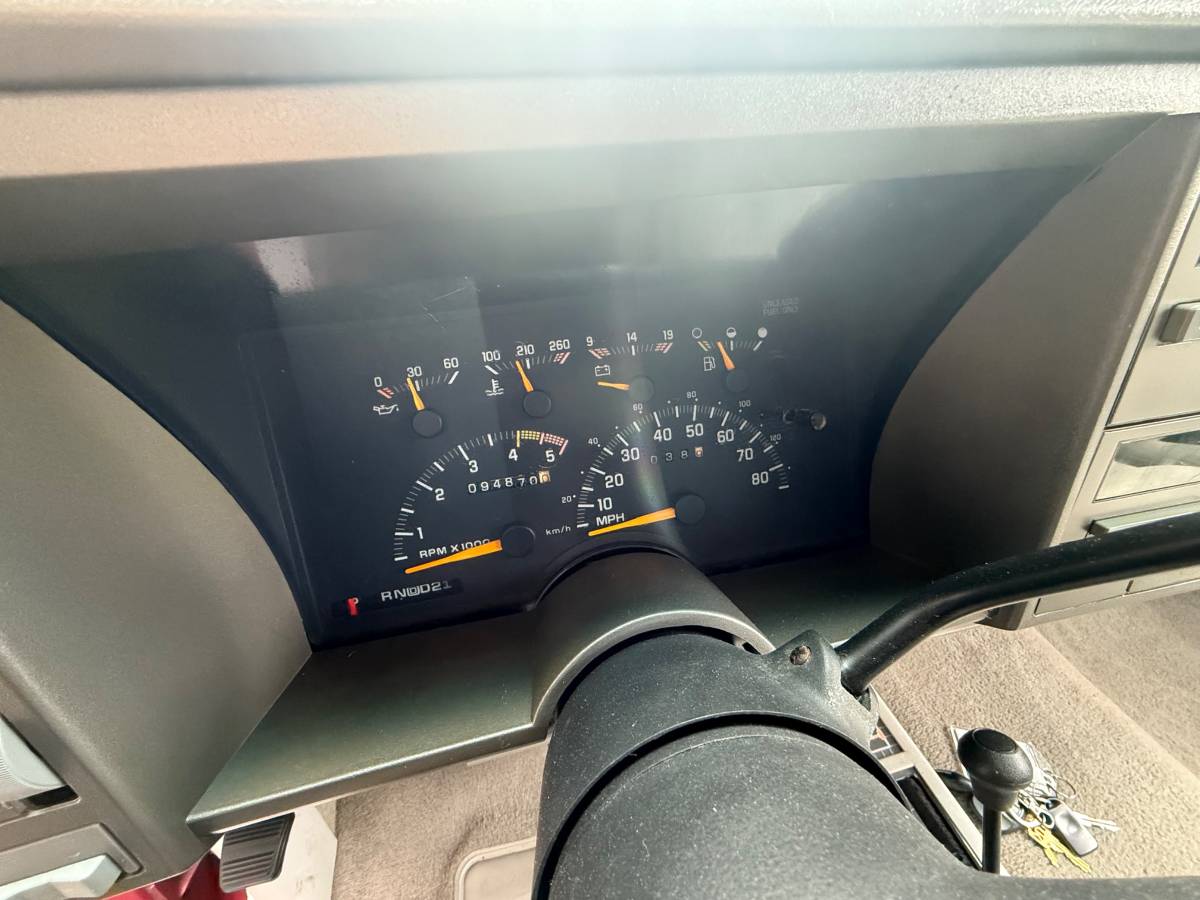 Chevy-silverado-1992-red-8