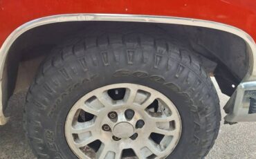 Chevy-silverado-2500-1988-white-14