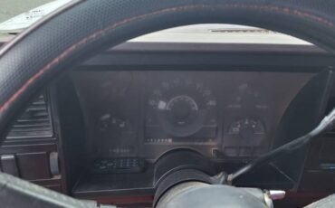 Chevy-silverado-2500-1988-white-18