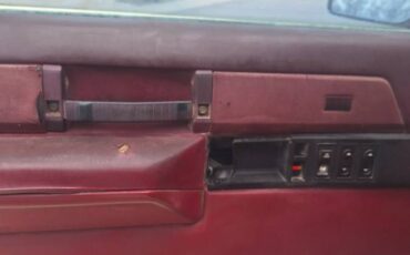Chevy-silverado-2500-1988-white-22