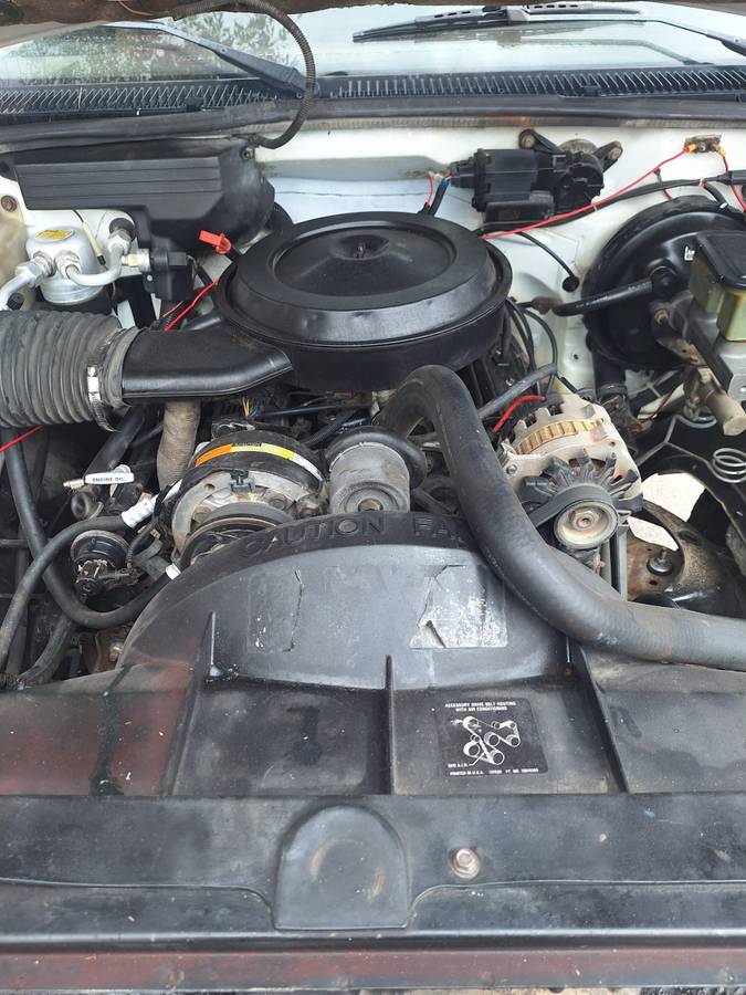 Chevy-silverado-2500-1988-white-7