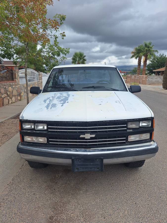 Chevy-silverado-2500-1988-white