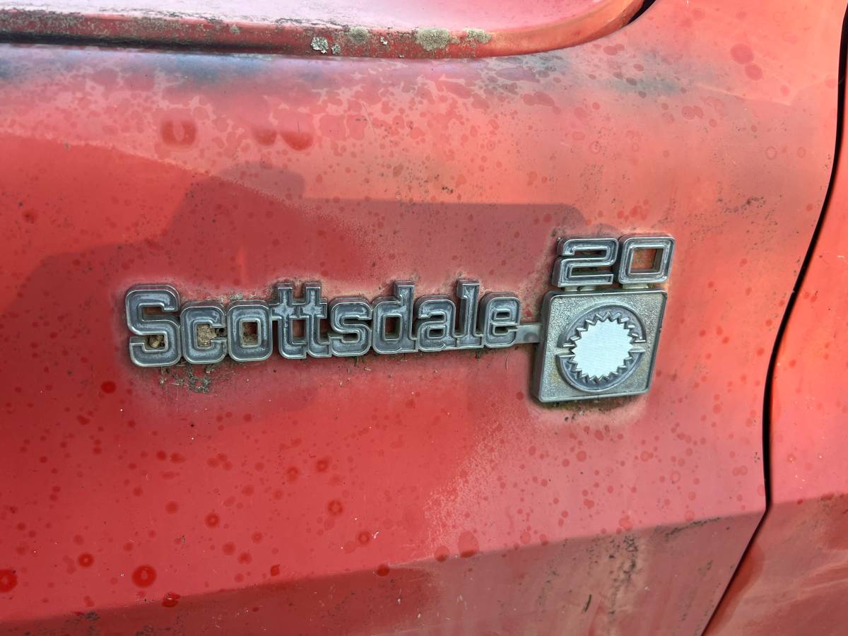 Chevy-silverado-2500hd-1977-red-15