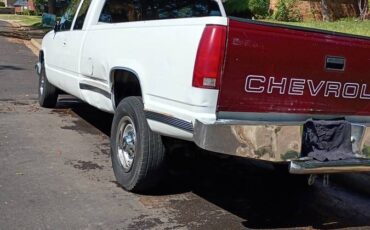 Chevy-silverado-2500hd-diesel-1993-white-12