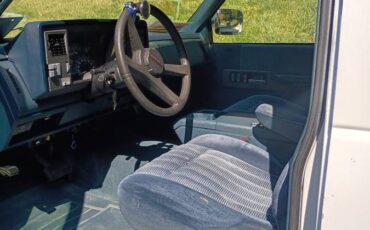 Chevy-silverado-2500hd-diesel-1993-white-2