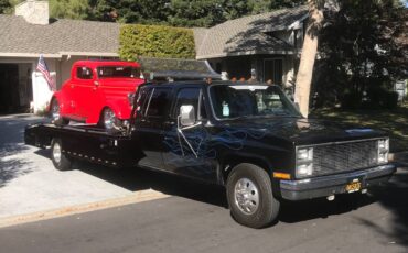 Chevy-silverado-3500-1982-black-10