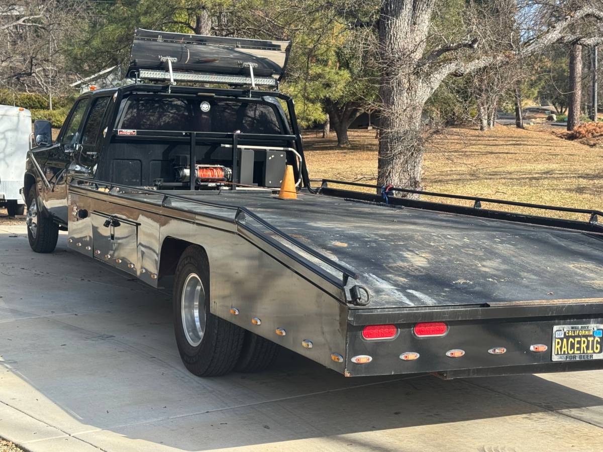 Chevy-silverado-3500-1982-black-8