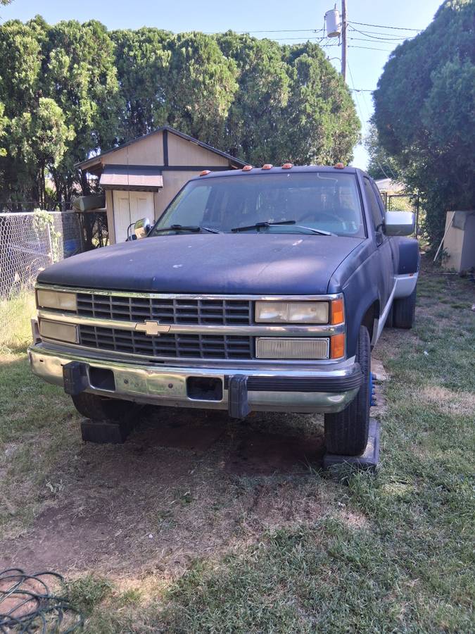 Chevy-silverado-3500-diesel-1993-blue-3