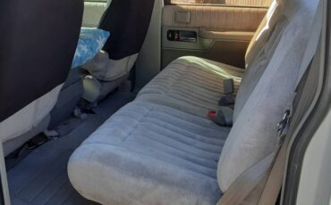 Chevy-silverado-3500hd-1993-white