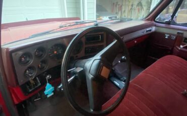 Chevy-silverado-4x4-pickup-1987-red-3