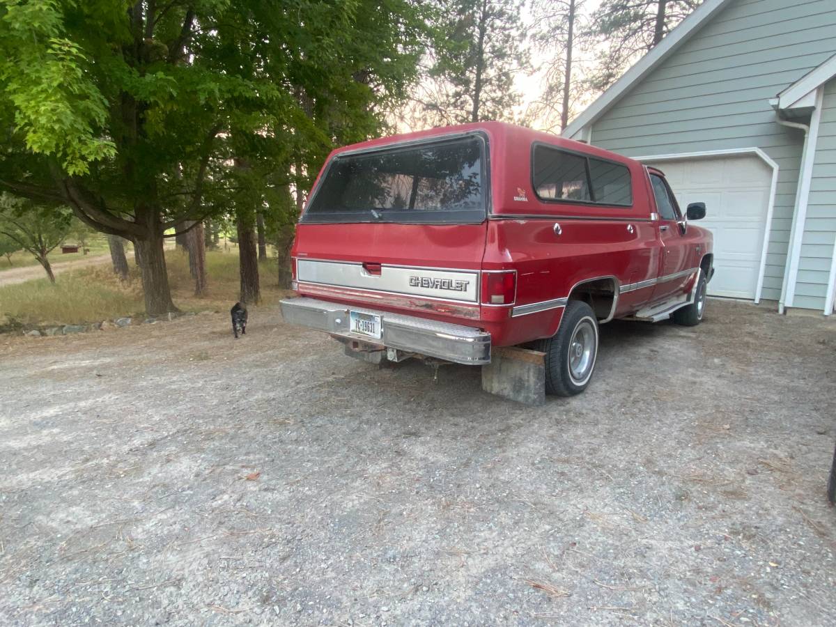 Chevy-silverado-4x4-pickup-1987-red-6