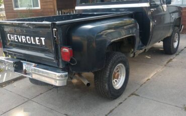 Chevy-silverado-c10-1987-black-3