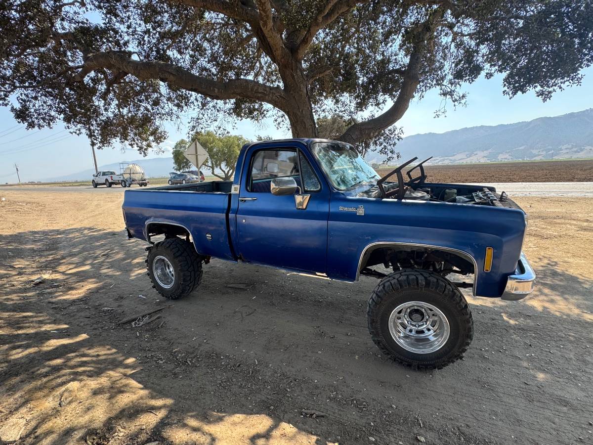 Chevy-silverado-k10-1978-blue