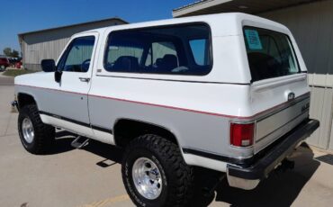 Chevy-silverado-k5-blazer-1989-1
