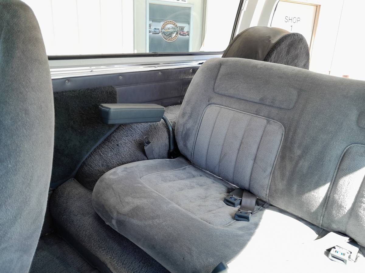 Chevy-silverado-k5-blazer-1989-12