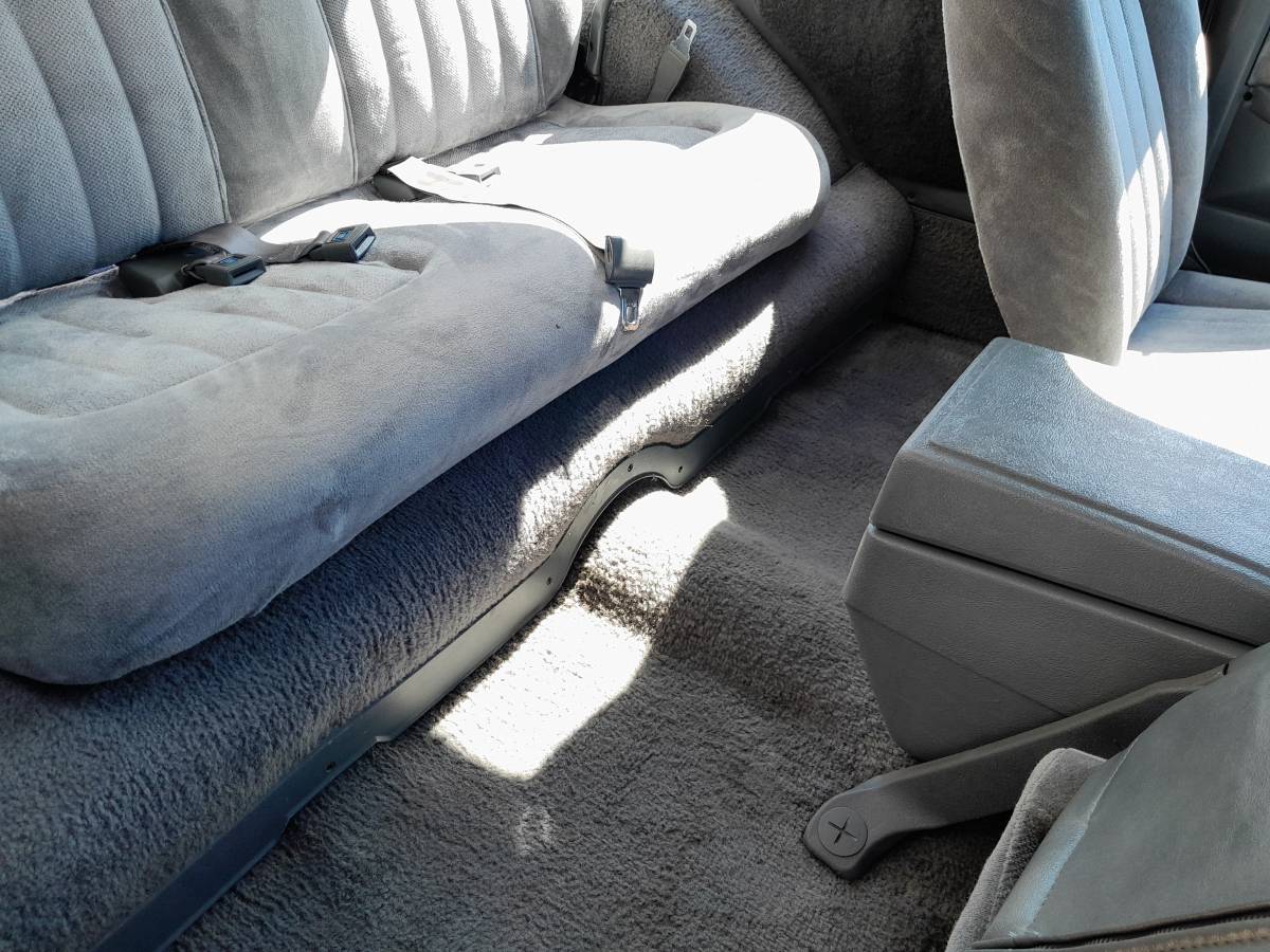 Chevy-silverado-k5-blazer-1989-16