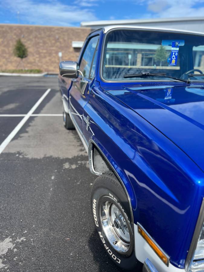 Chevy-silverado-pick-up-1987-blue-2