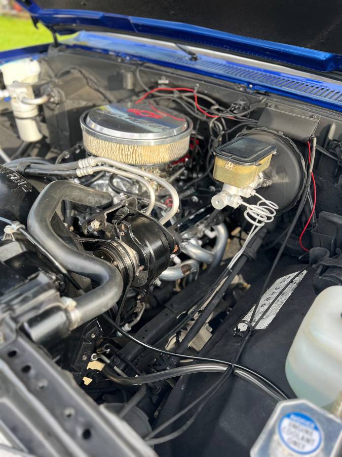 Chevy-silverado-pick-up-1987-blue-3