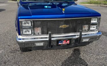 Chevy-silverado-pick-up-1987-blue