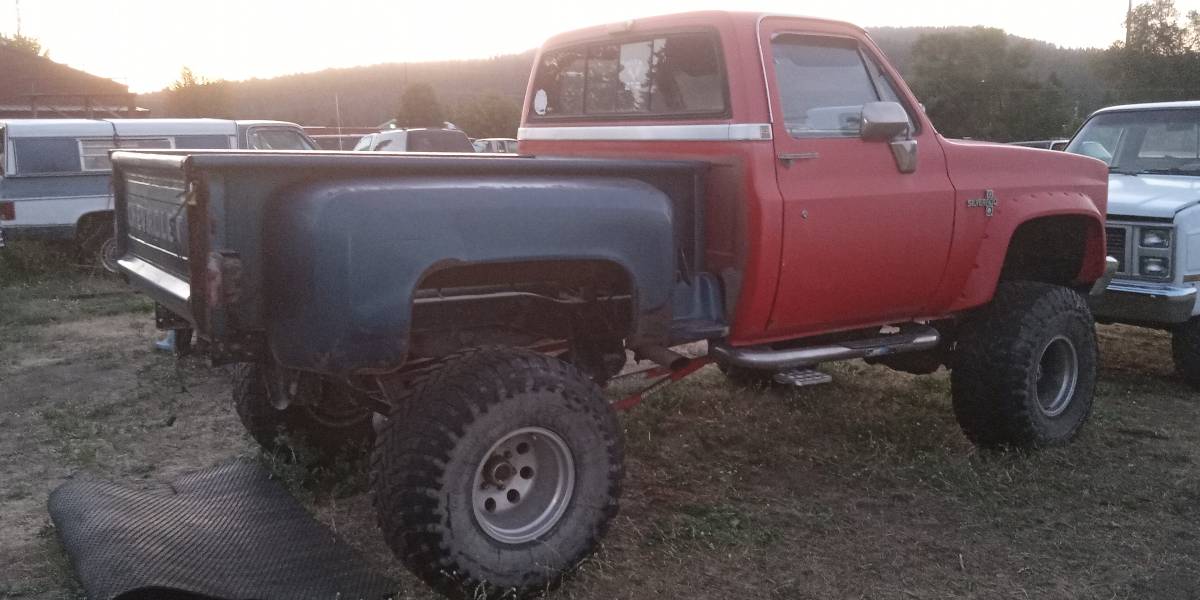 Chevy-silverado-swb-stepside-1987-orange-1