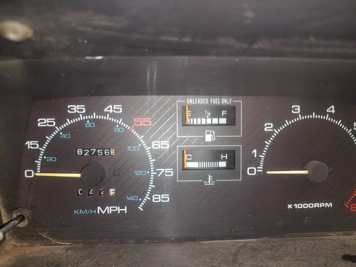 Chevy-sprint-1987-brown-6
