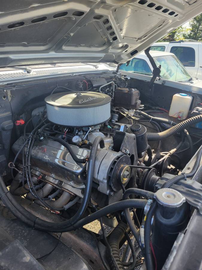 Chevy-square-body-crew-cab-1984-2