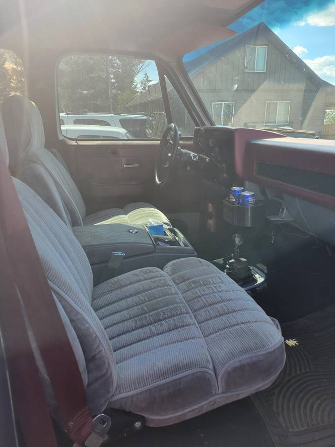 Chevy-square-body-crew-cab-1984-3
