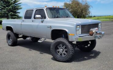 Chevy-square-body-crew-cab-1984