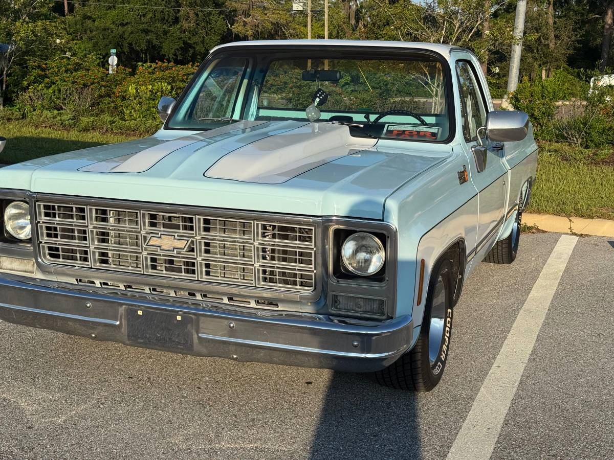 Chevy-squarebody-c-10-1979-blue-10