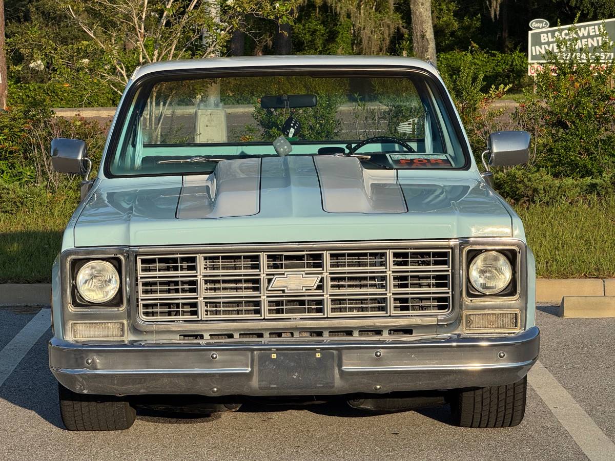 Chevy-squarebody-c-10-1979-blue-11