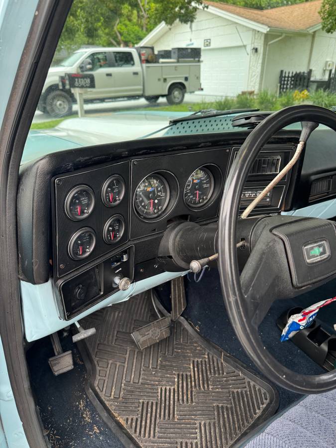Chevy-squarebody-c-10-1979-blue-13