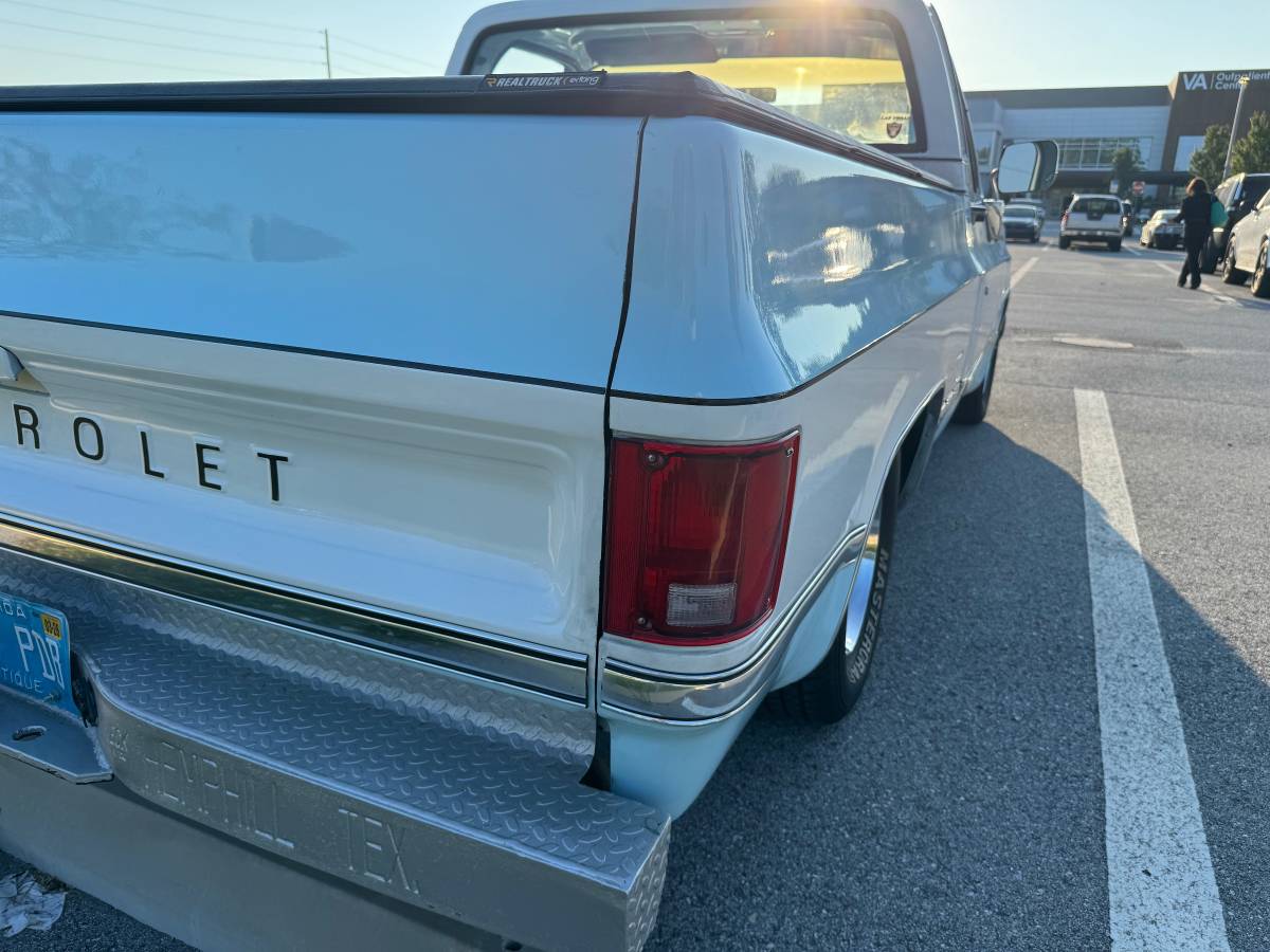 Chevy-squarebody-c-10-1979-blue-4