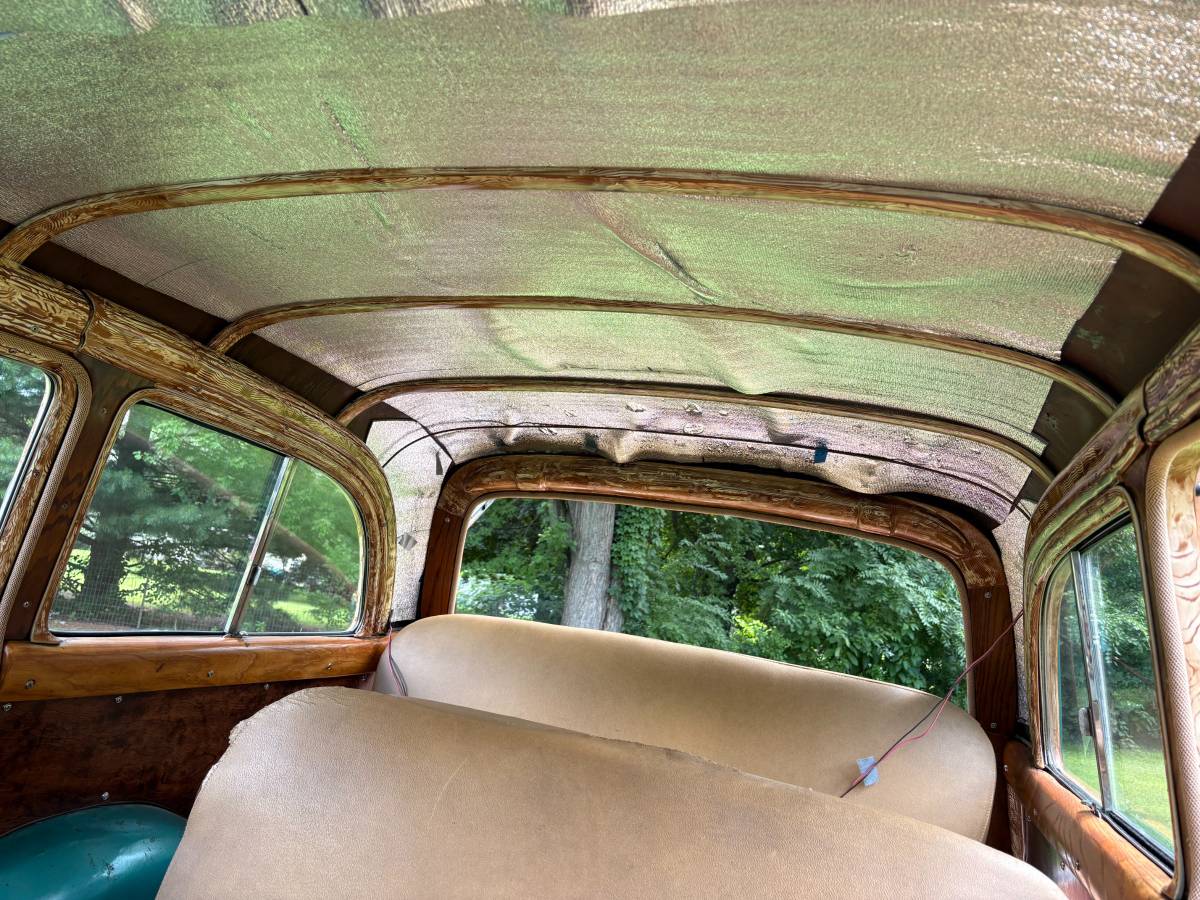 Chevy-station-wagon-1952-green-11