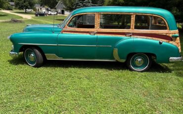 Chevy-station-wagon-1952-green-9
