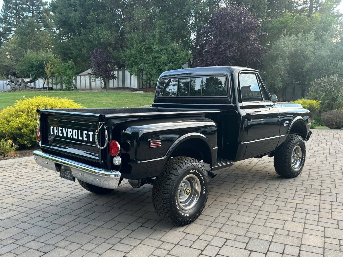 Chevy-stepside-1970-black-1
