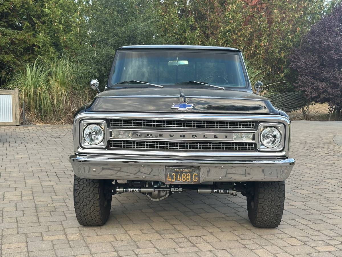 Chevy-stepside-1970-black-6