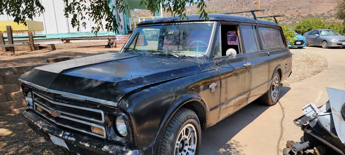 Chevy-sub-1968-black-3